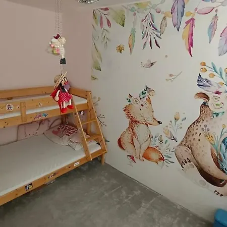 아파트 3 Bedroom Flat In A Quiet Spot Of Frýdek-Místek